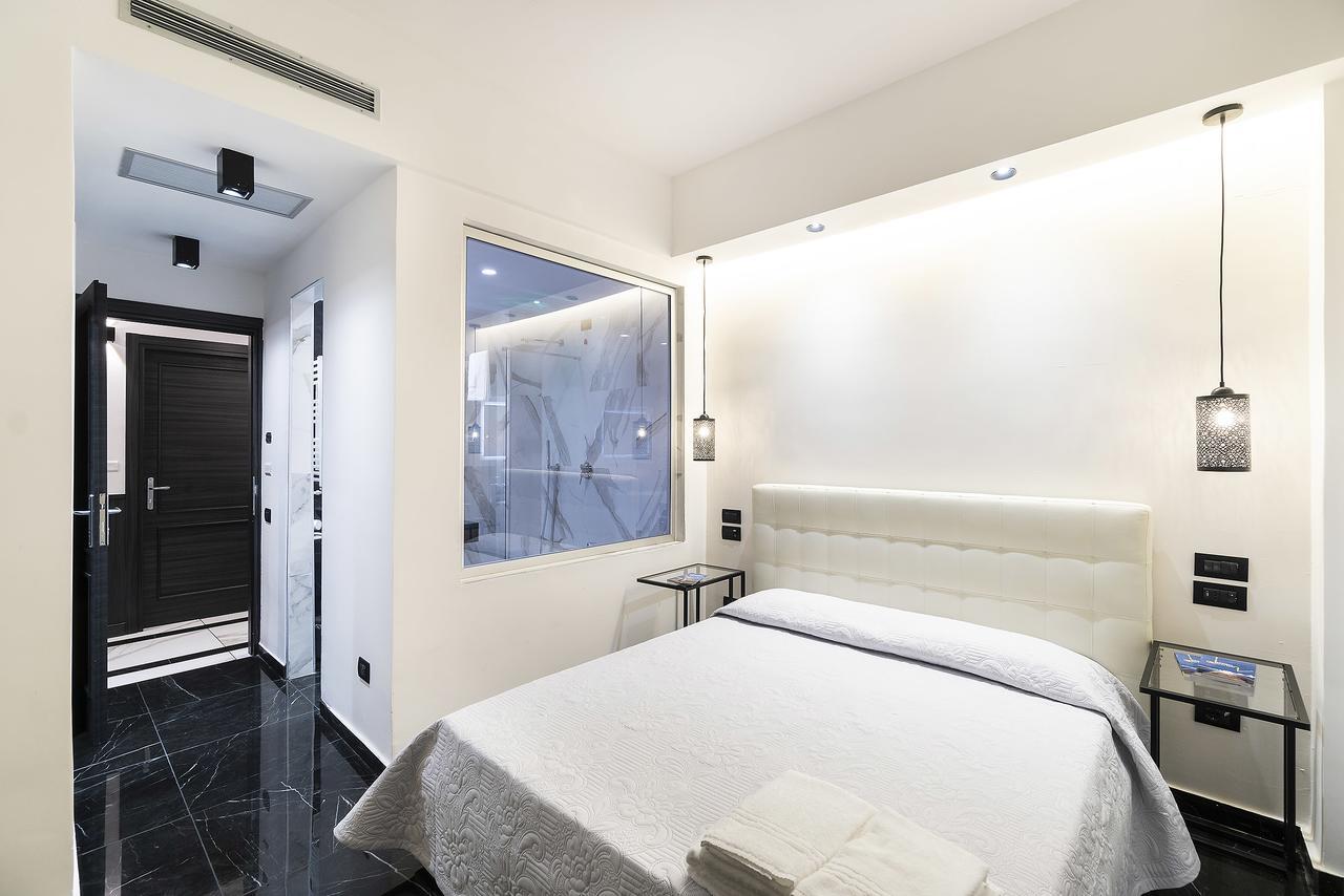 Chez Anna B&B - Adults Only Napoli Ngoại thất bức ảnh