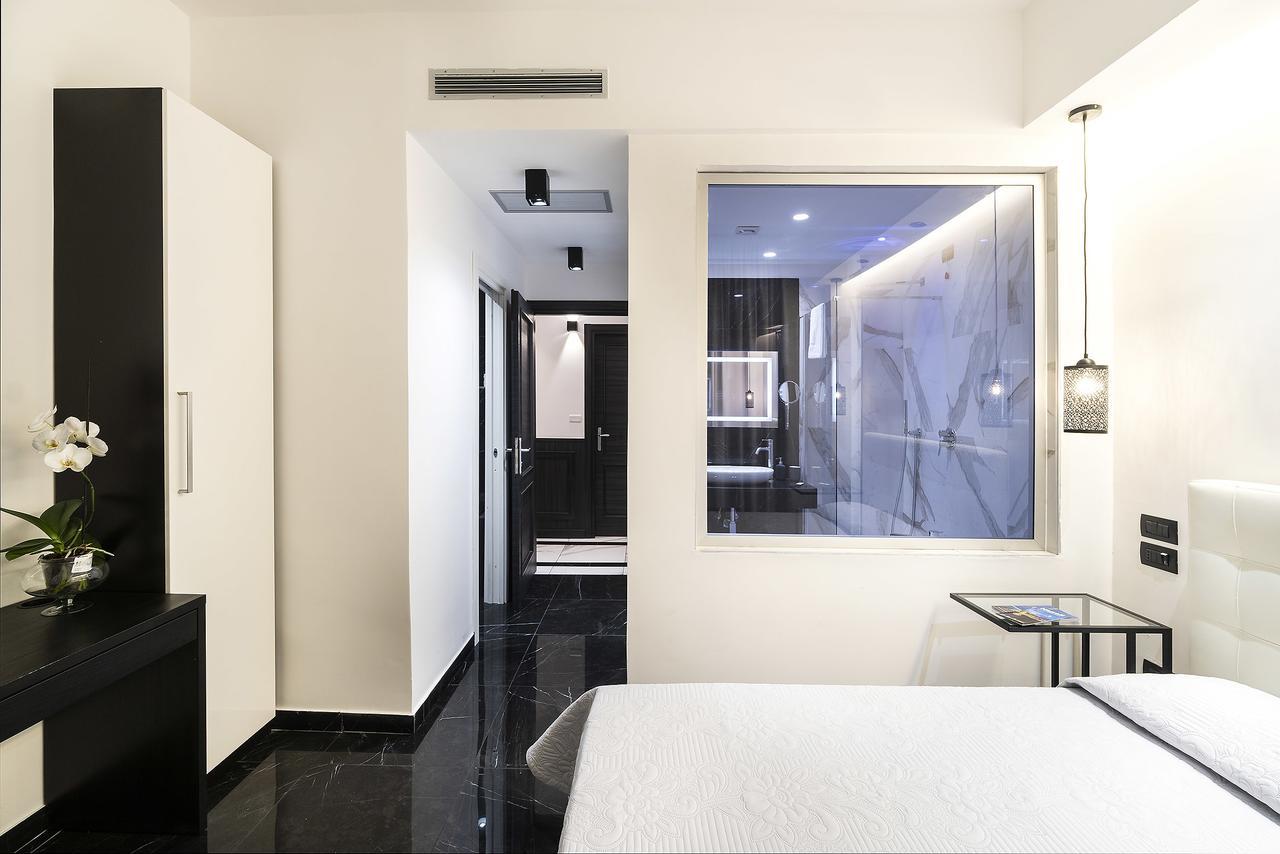 Chez Anna B&B - Adults Only Napoli Ngoại thất bức ảnh